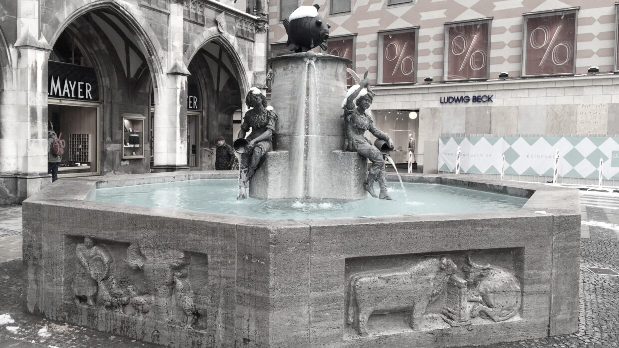 Fischbrunnen München Marienplatz Geschichte