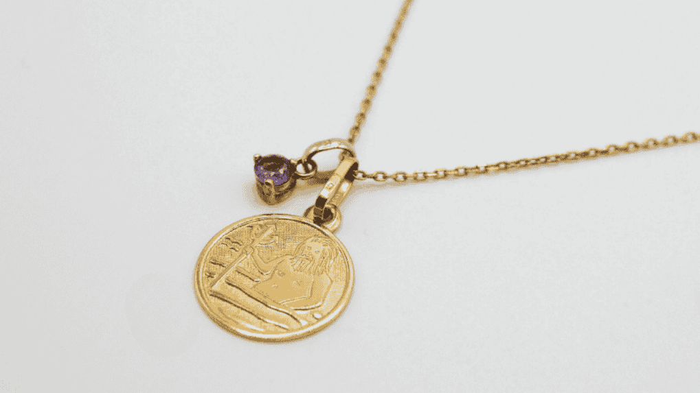 Eine Kette viele Möglichkeiten mit Anhängern aus echtem Gold